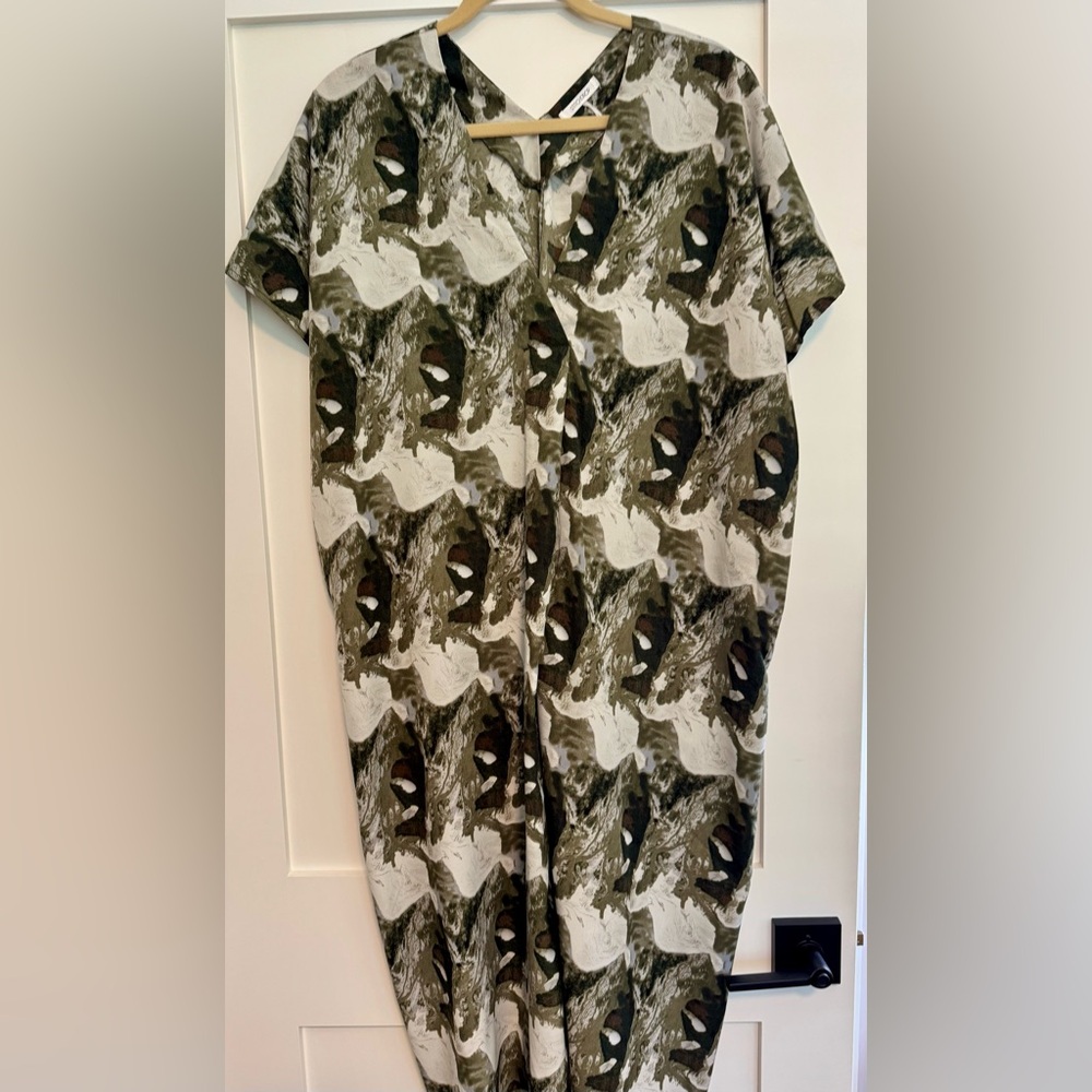 StitchDrop Green and White Marbled Motif Caftan